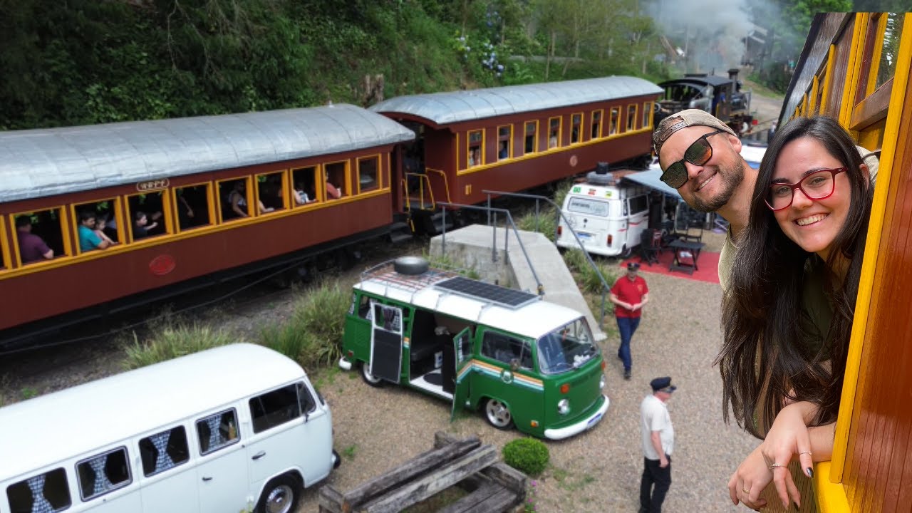 Dormindo no CARRO do lado de um TREM!