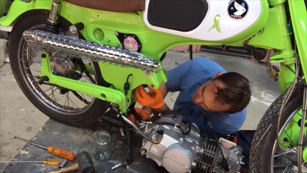 1964 Honda 90 C200 Lyme Bike restoration c200