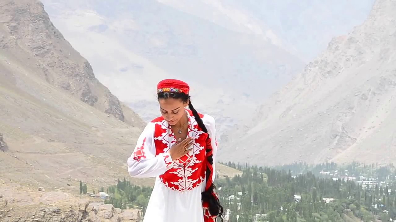 Beautiful Badakhshan~ Dancing on the Roof of the World, Tara Pandeya