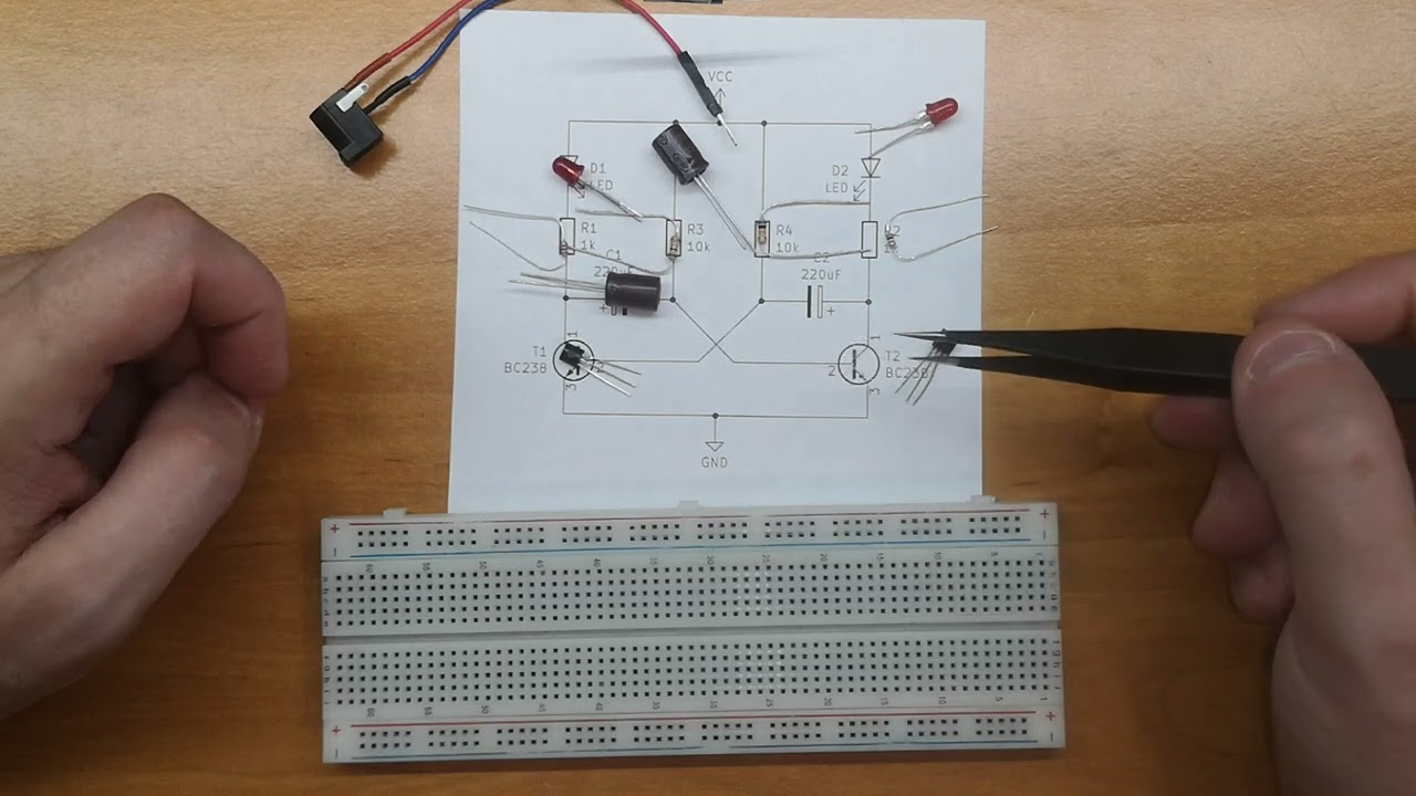 2023-08-27 - Realizacja układu ze schematu na płytce stykowej - generator astabilny