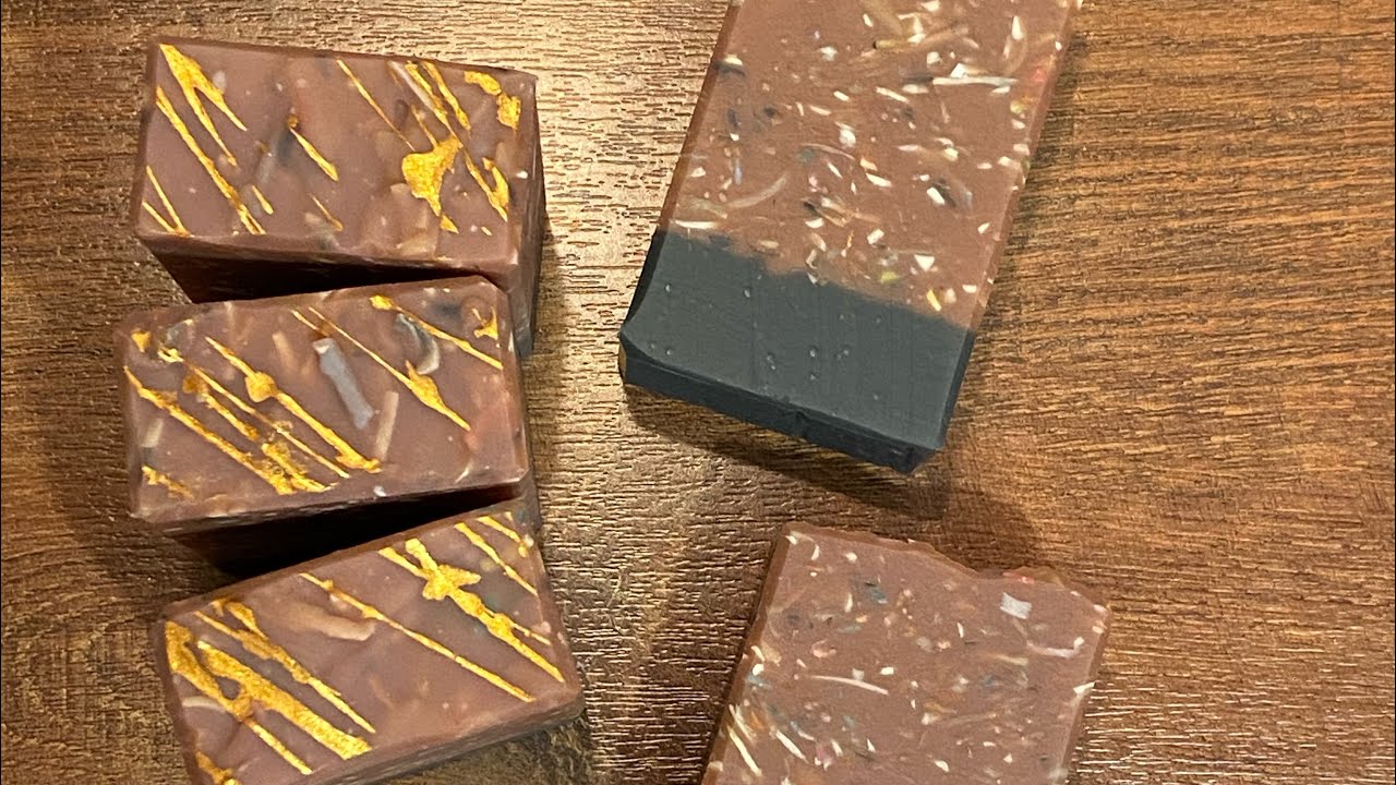 Smoked Cedar & Leather