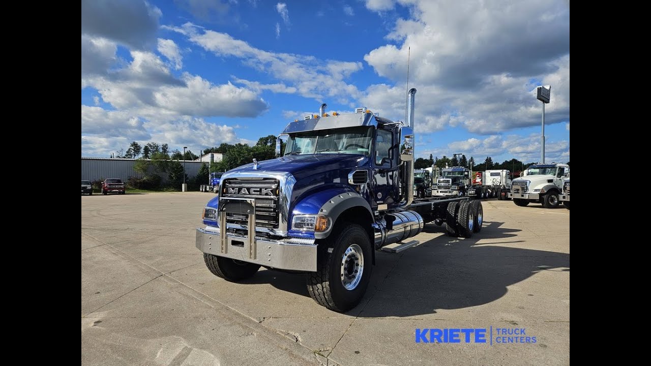 VIPER BLUE 2026 MACK GR64B Stevens Point WI Kriete Truck Centers | Stock Number: GR052396