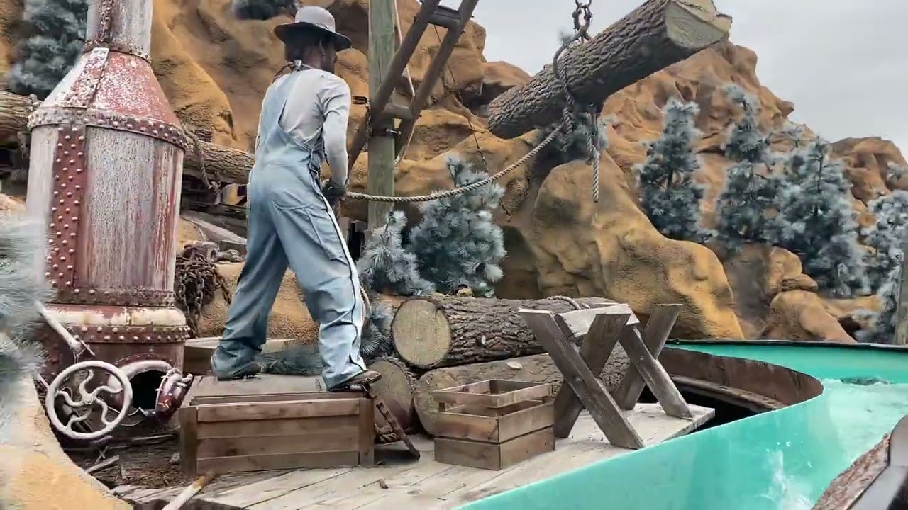 Timber Mountain Log Ride pov at Knotts Berry Farm