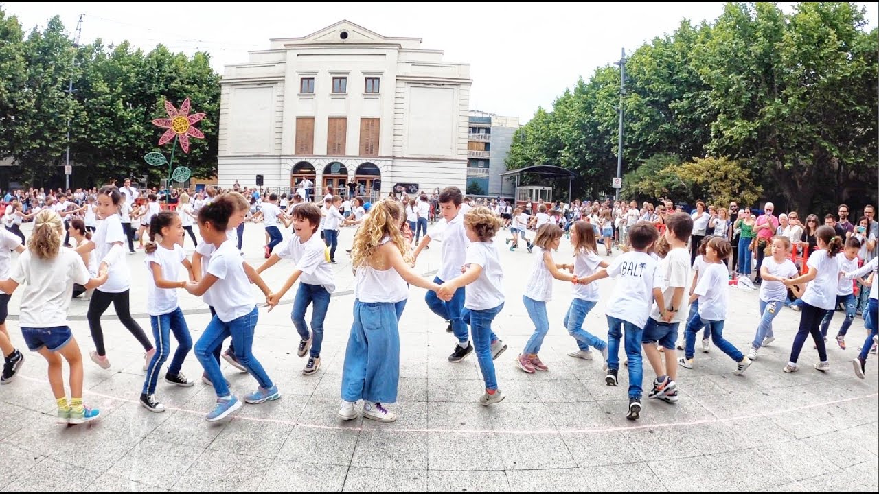 FEM DANSA 2023 Alumnes 2n
