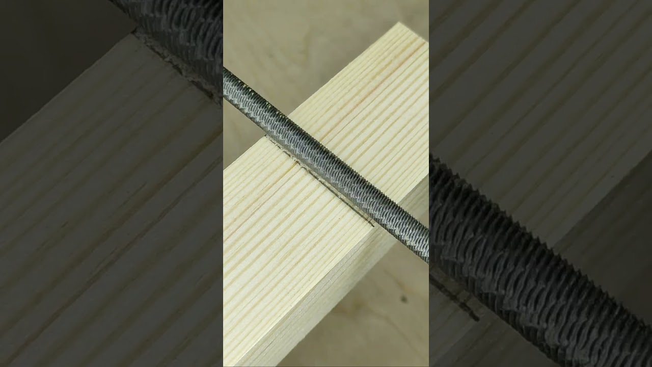 Обязательно запомни эту хитрость! Как легко просверлить отверстие дрелью под прямым углом? #shorts