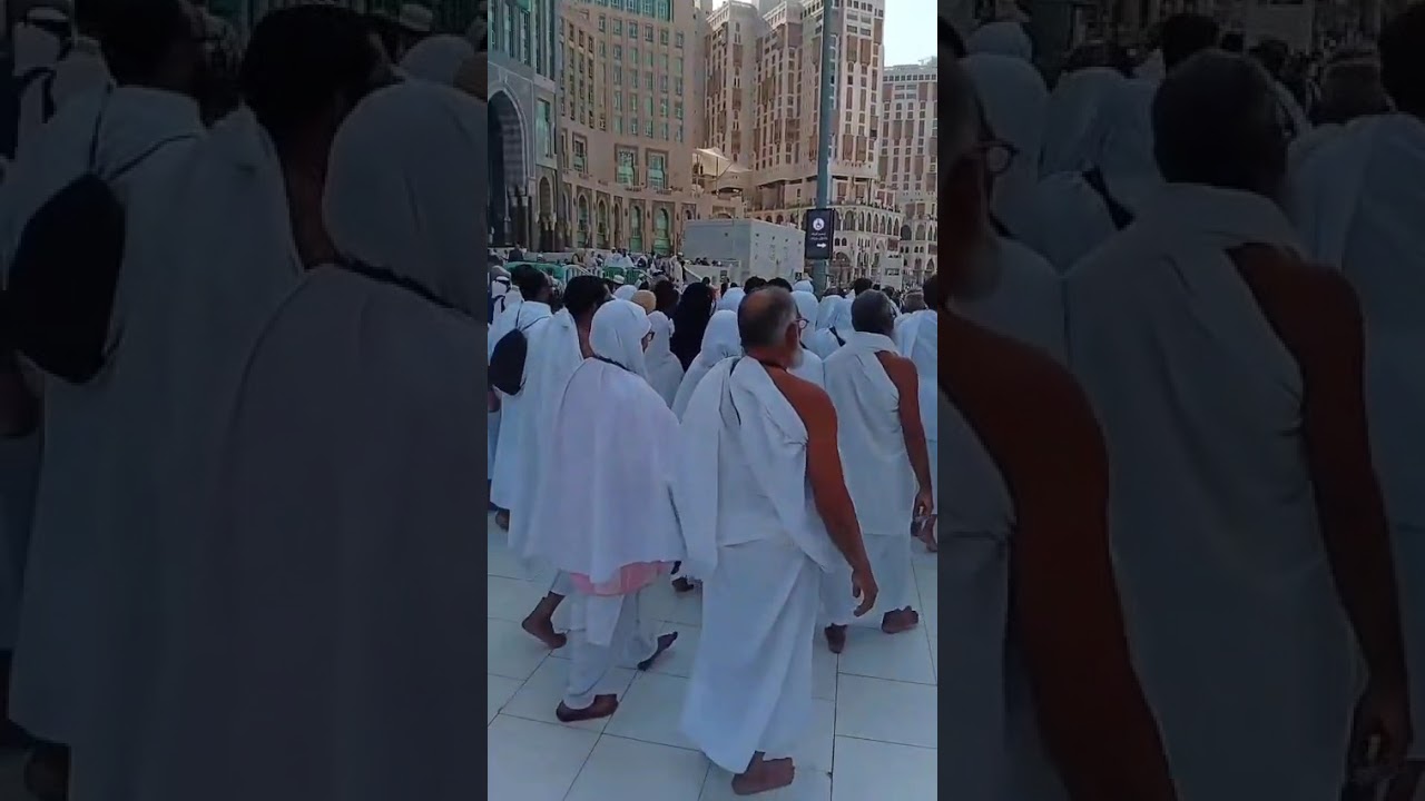 juma mubarak ke din harme majak men is qadar bheed allahu akbr ۔