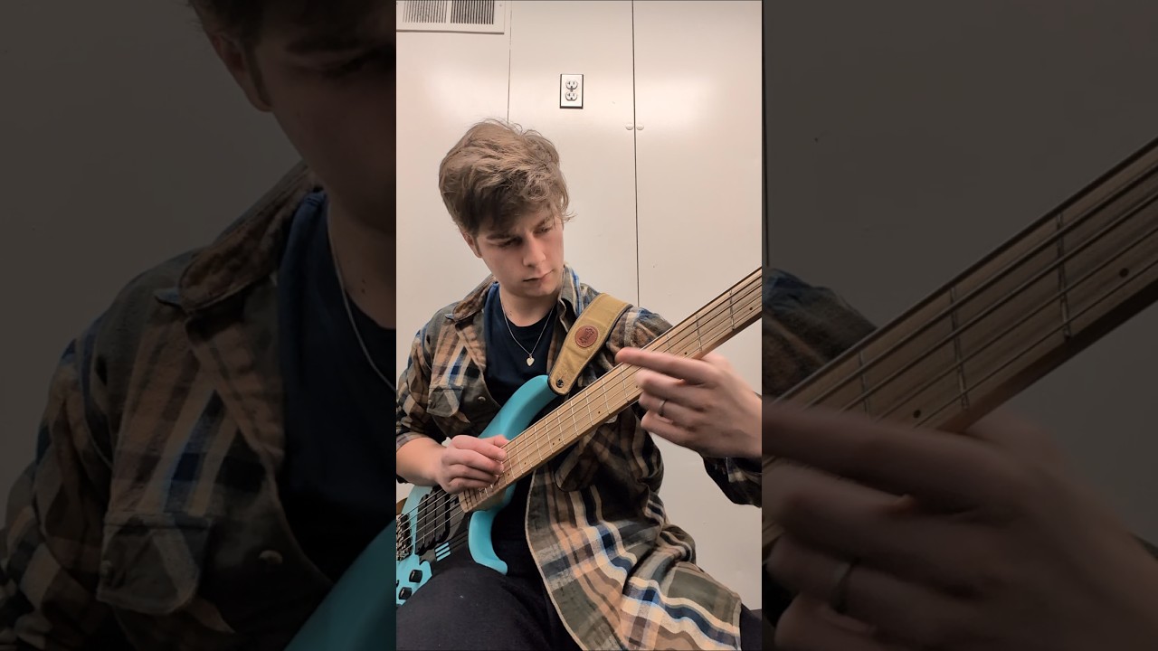 New song idea #bass #bassist #musician #basstapping #berkleecollegeofmusic #dingwall #music #riffs