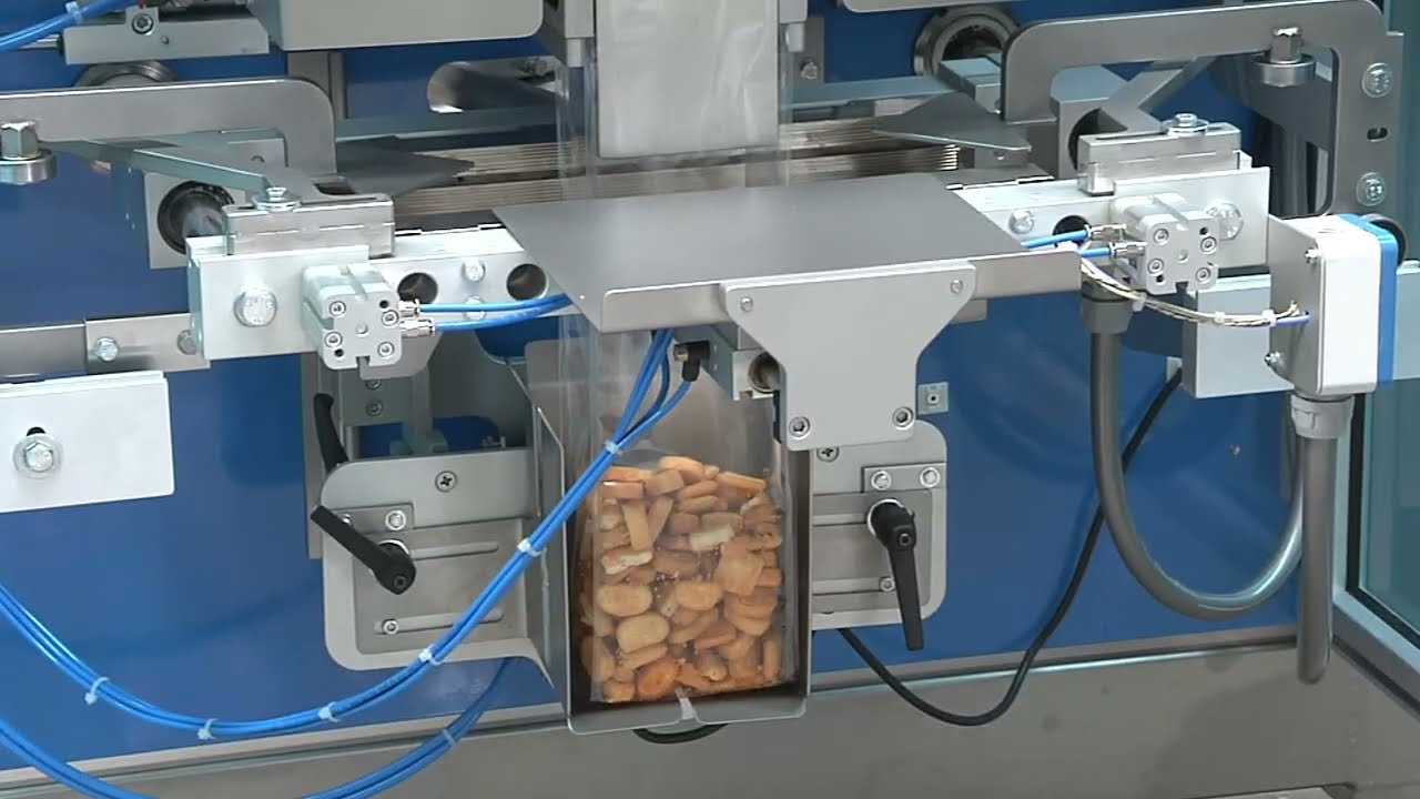 CONFEZIONAMENTO SNACK-PATATINE-CIOCCOLATINI-CARAMELLE / PACKAGING SNACK-CHIPS-CHOCOLATES-CANDIES