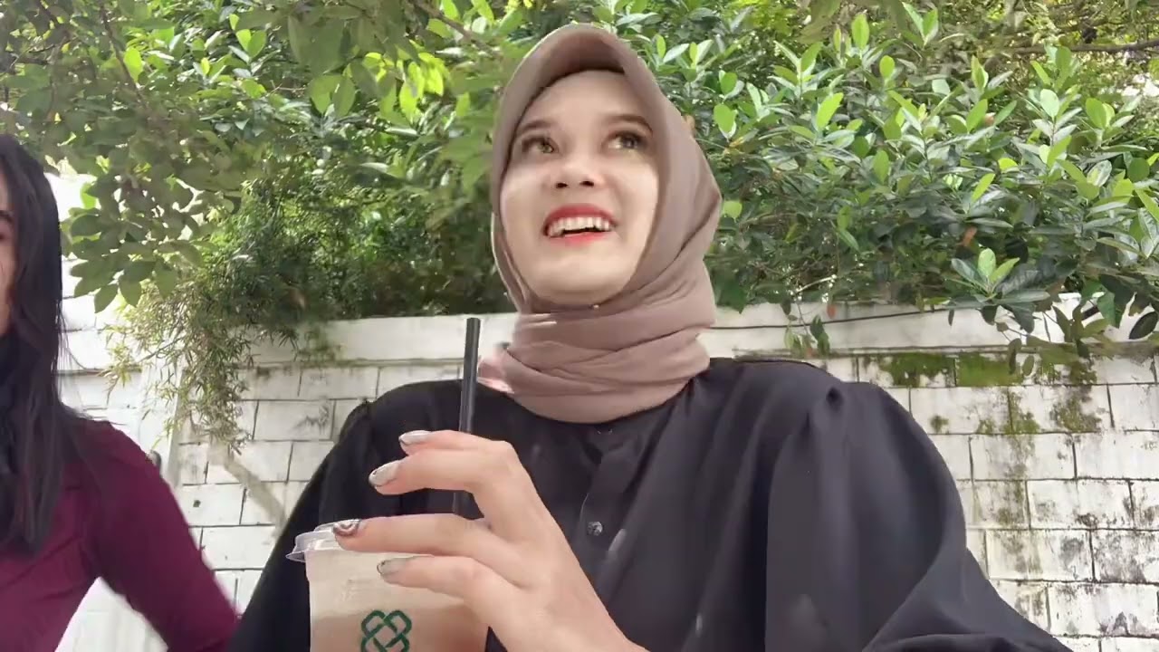 REVIEW MONOCHROME COFFEE & KITCHEN DIPEKANBARU?! TEMPAT NONGKRONG ANAK KEKINIAN!!!
