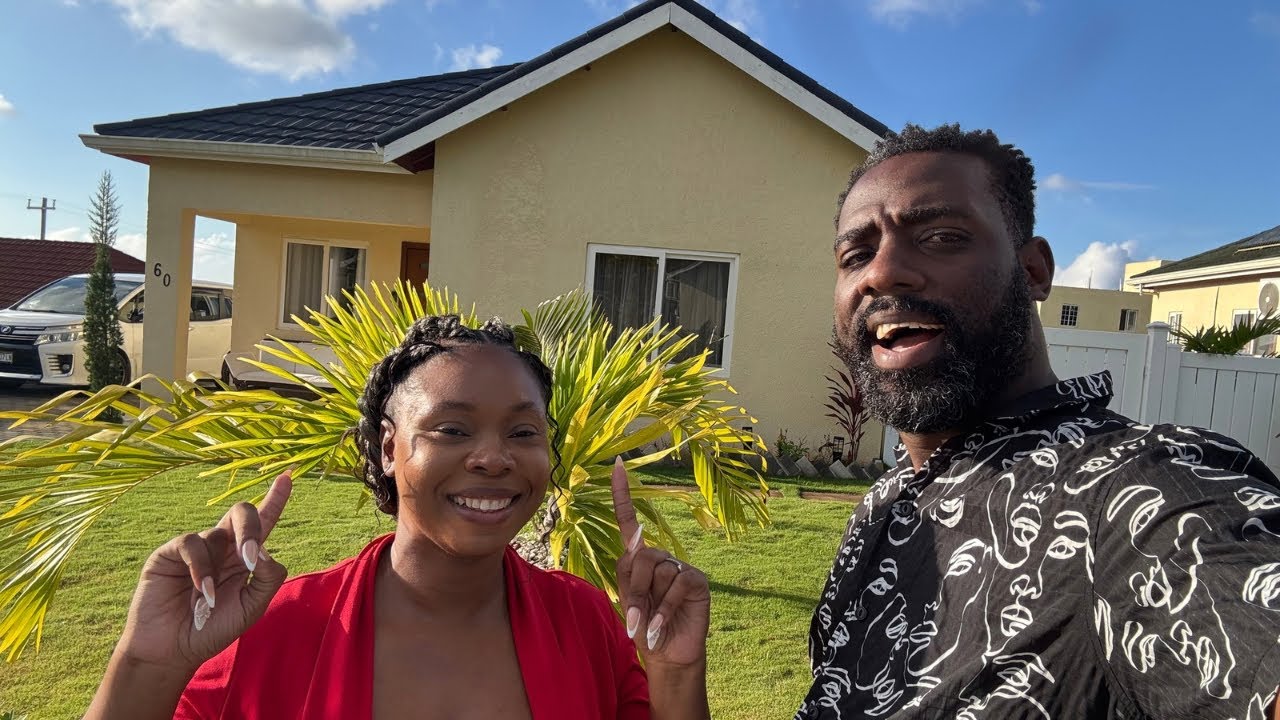 Showing our supporters their new North Coast home purchases