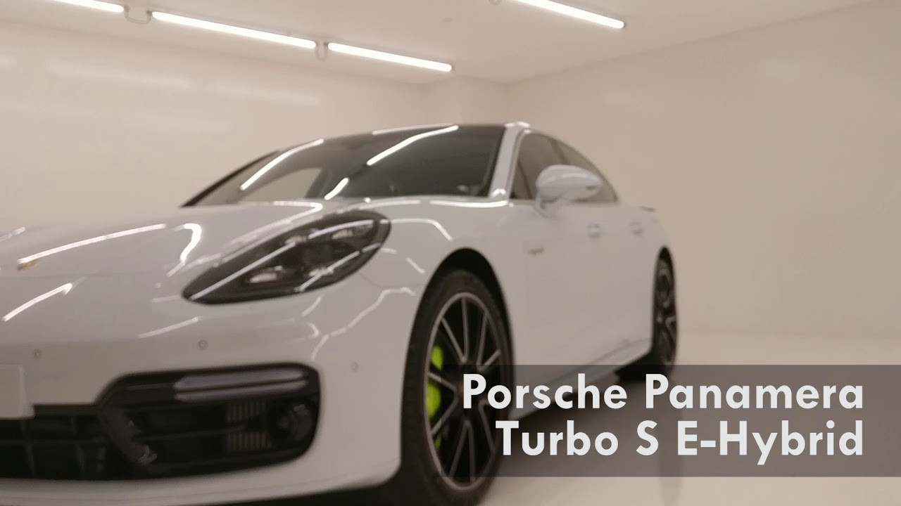 Dubai Motor Show: Porsche Debuts Four Models In the Middle East