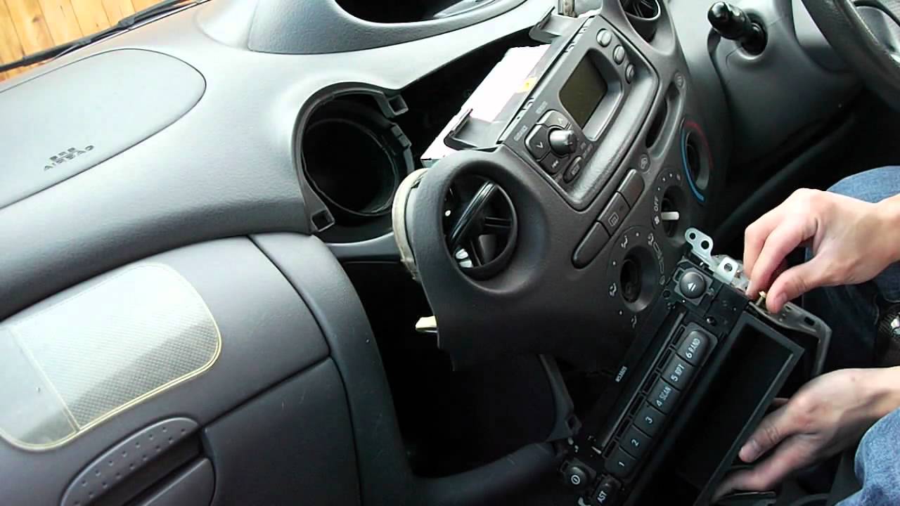 How To Remove Toyota Yaris Head Unit CD Player