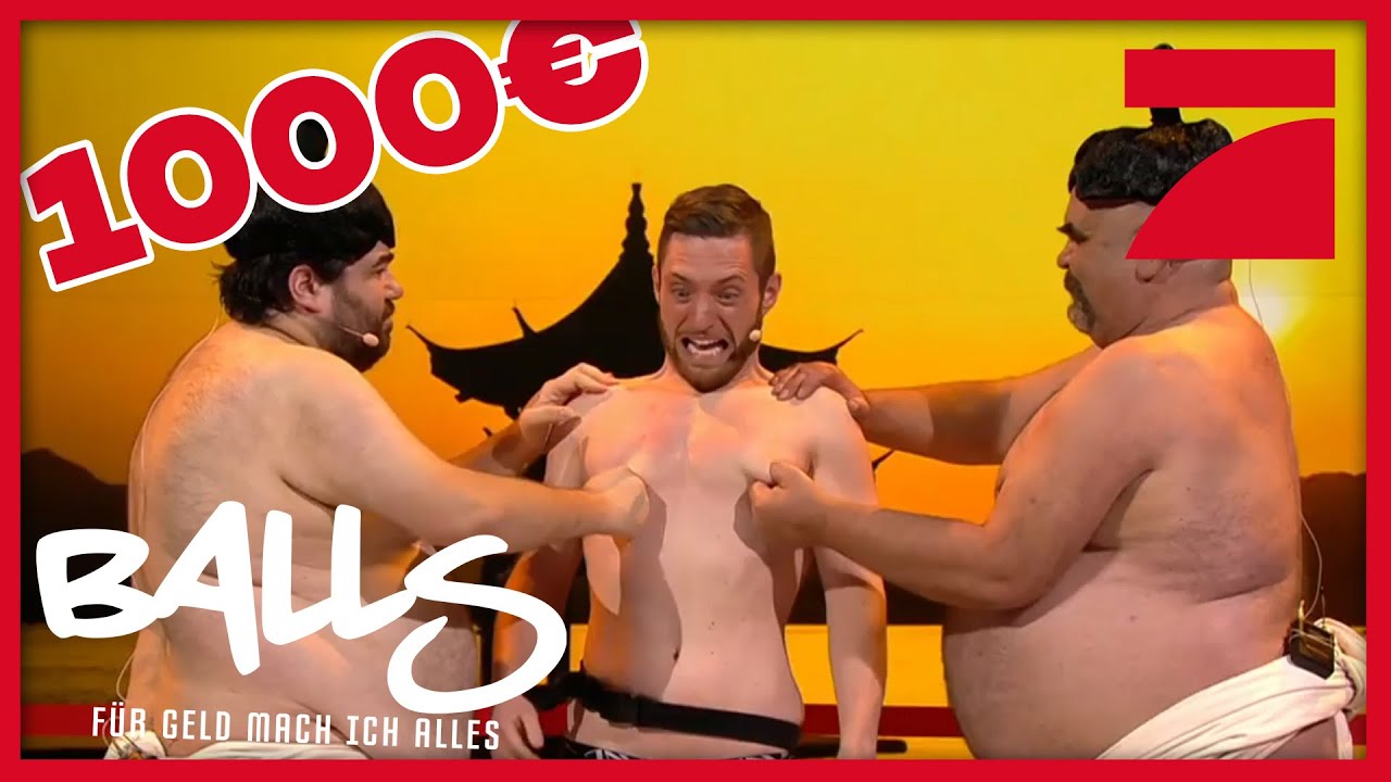 Zwei Sumo-Ringer kneifen in die Brustwarzen | Balls – für Geld mach ich alles | ProSieben
