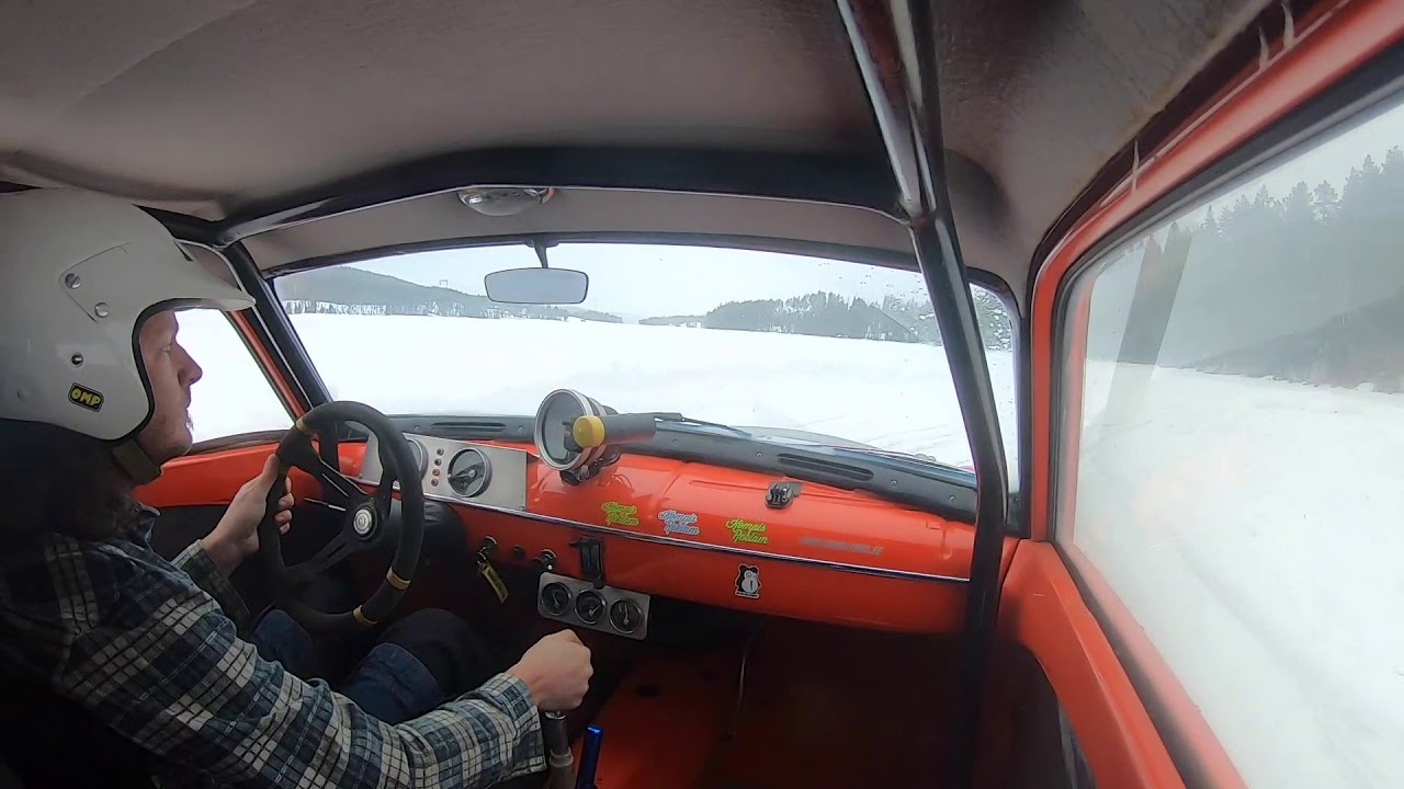 Volvo Amazon ice racing Sweden