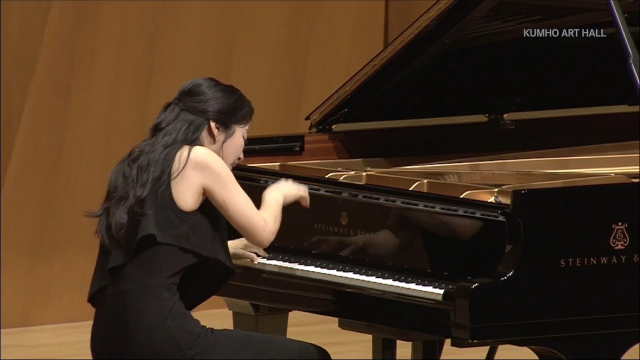 Joseph Haydn - Sonata in E flat Major, Hob. XVI:52 | 김예담