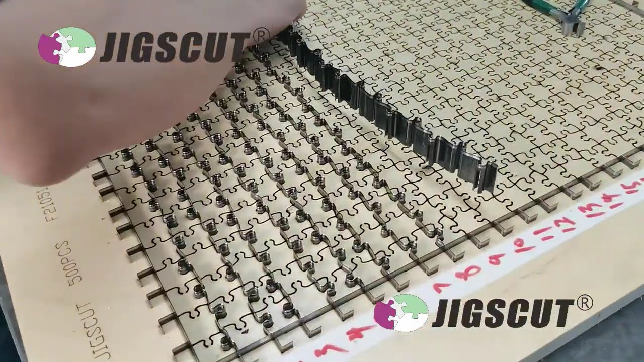 JIGSCUT puzzle die   one 500 pcs  puzzle die are fitting the blade in the channel on the board.