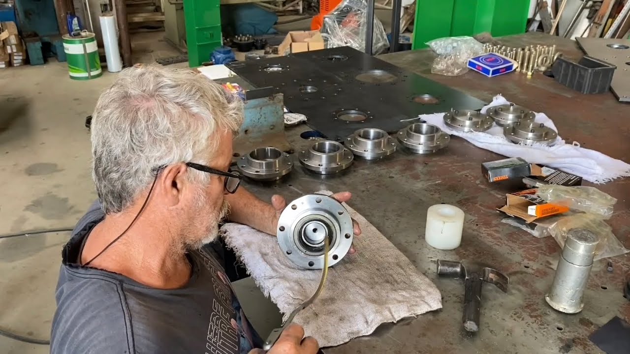 E muita peça que vai nesta máquina!!!