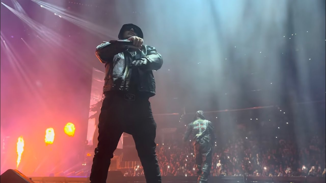 Don Toliver brings out Yeat at Crypto.com Arena (Front Row) [4K]