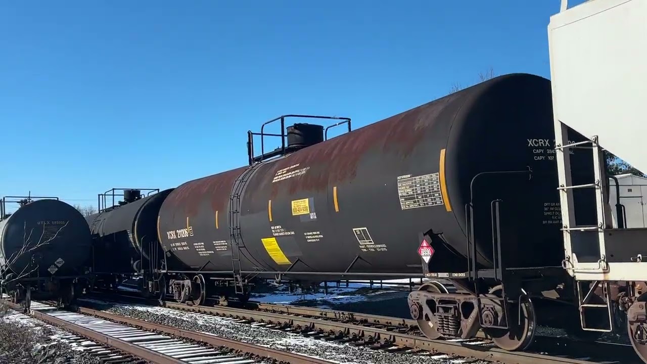 CSAO WPCA-11 NB by Gibbstown, NJ with NS 3044 leading (1/20/26)