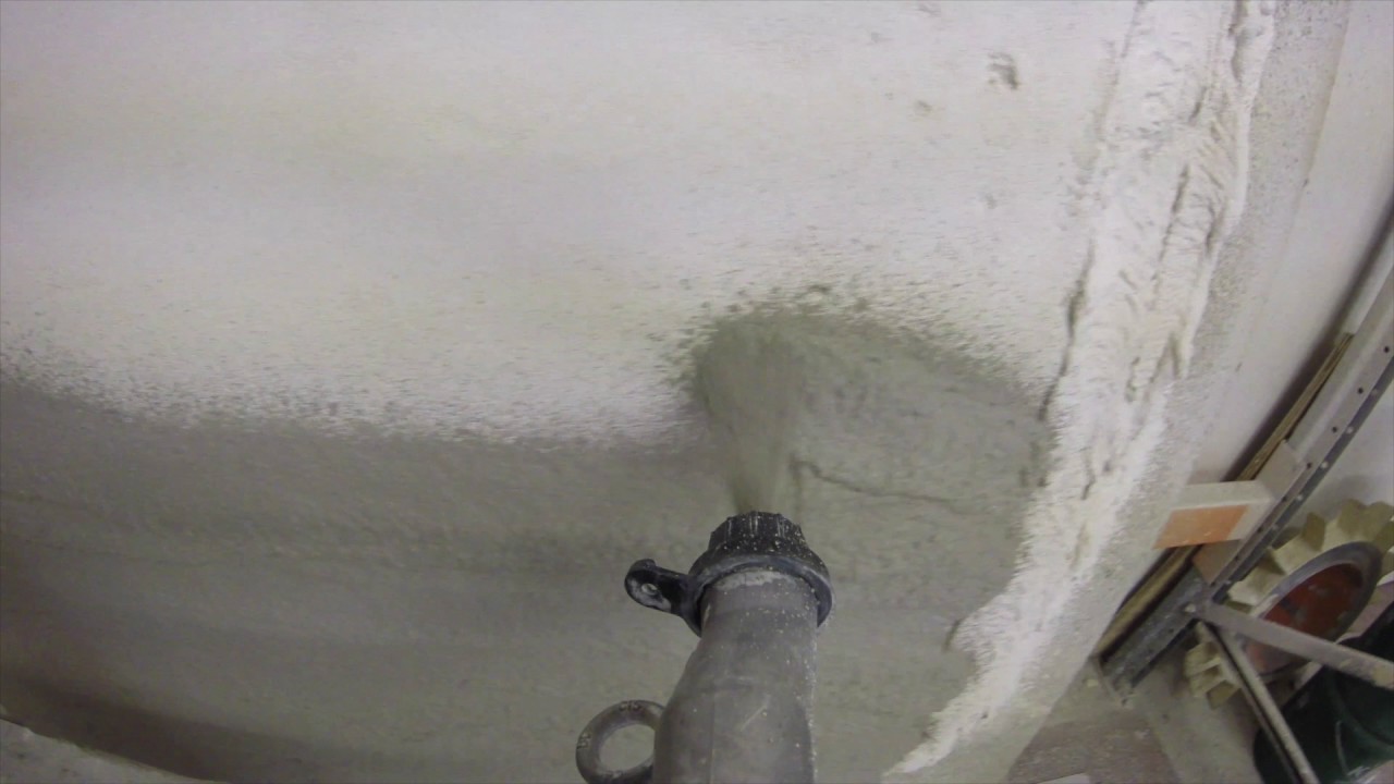 PFT Ritmo L Spraying Krend Kmix GP mortar