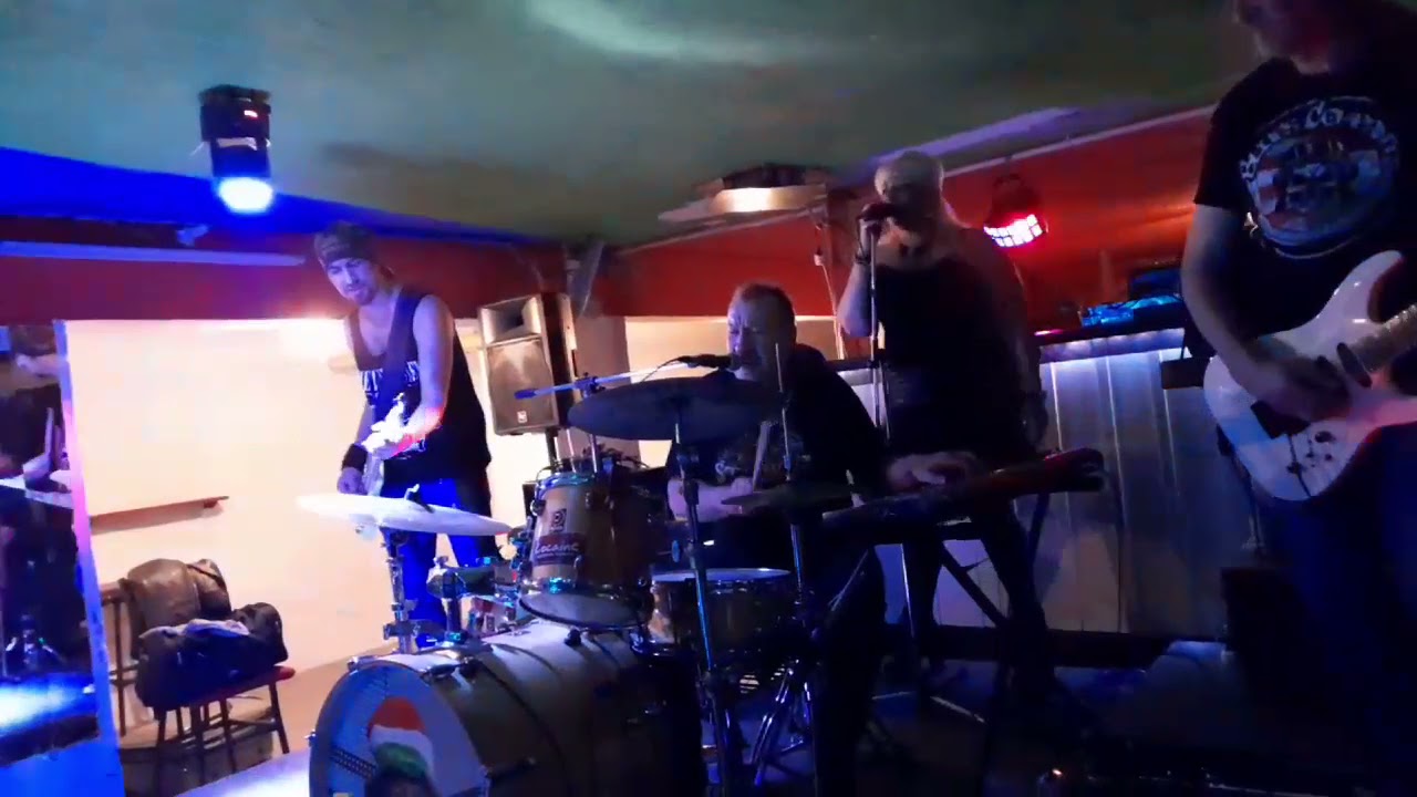 Blues Company - Kl&aacute;rika a guminő ( 2021.10.23. Tiszak&eacute;cske)