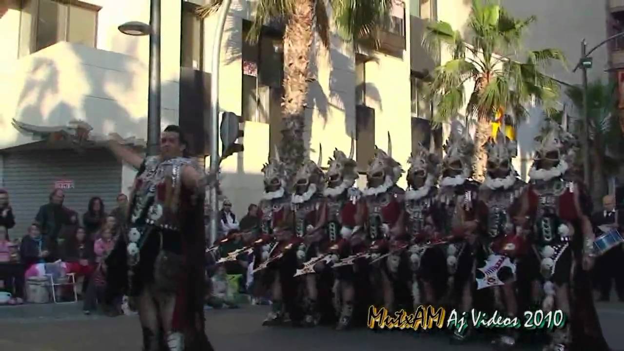 moros  CRISTIANOS San vicent del Raspeig 2010  parte 1 MutxAM