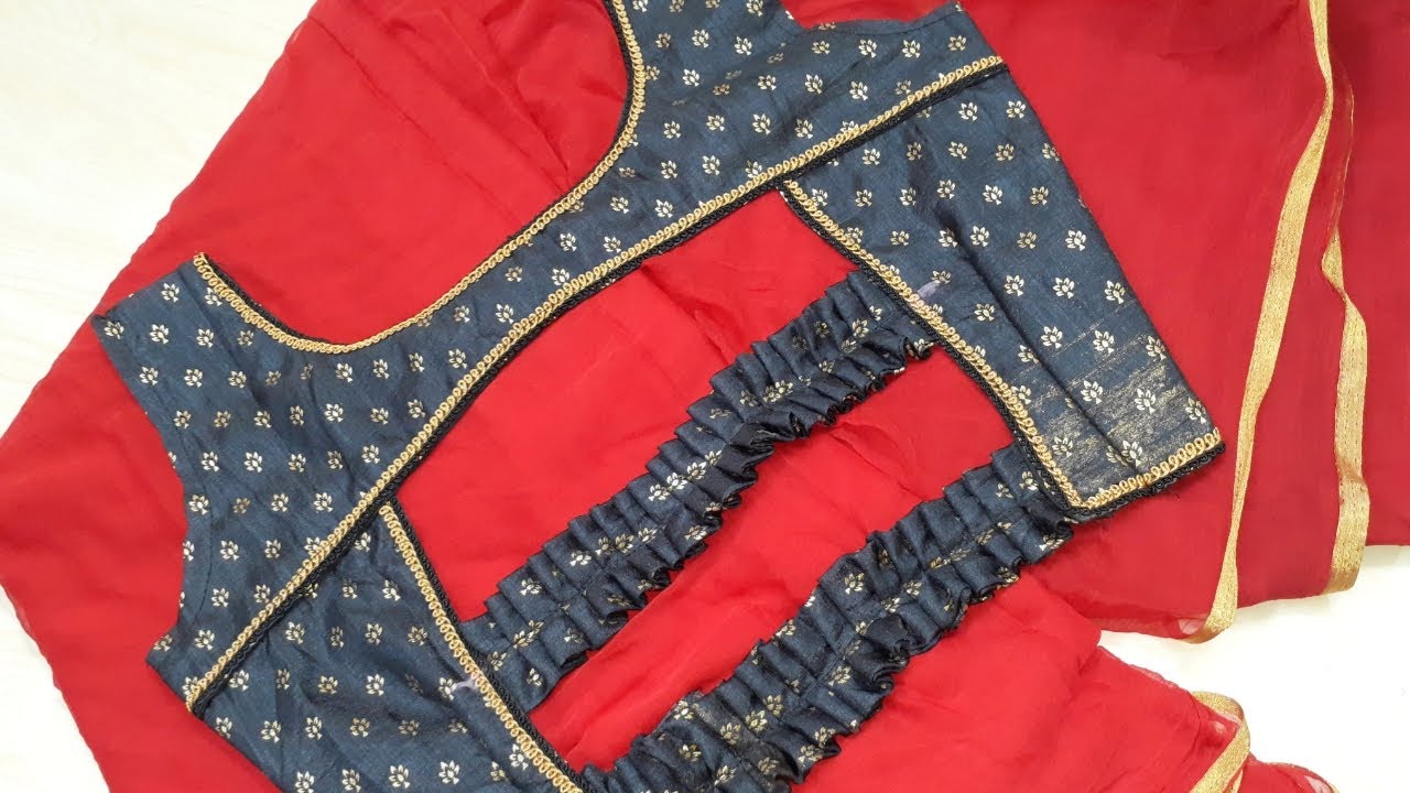 Backless blouse cutting and stitching || Latest backless blouse design cutting and stitching