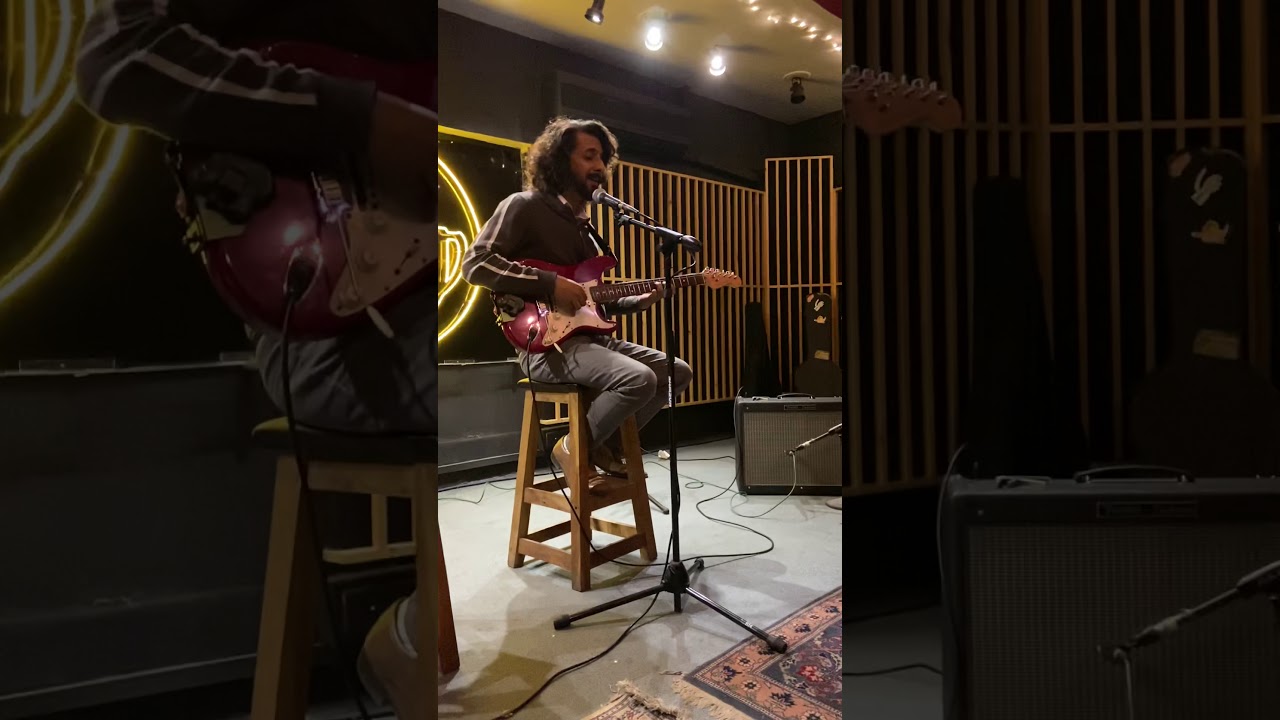 Mehdi Maloof performing Peero at True Brew