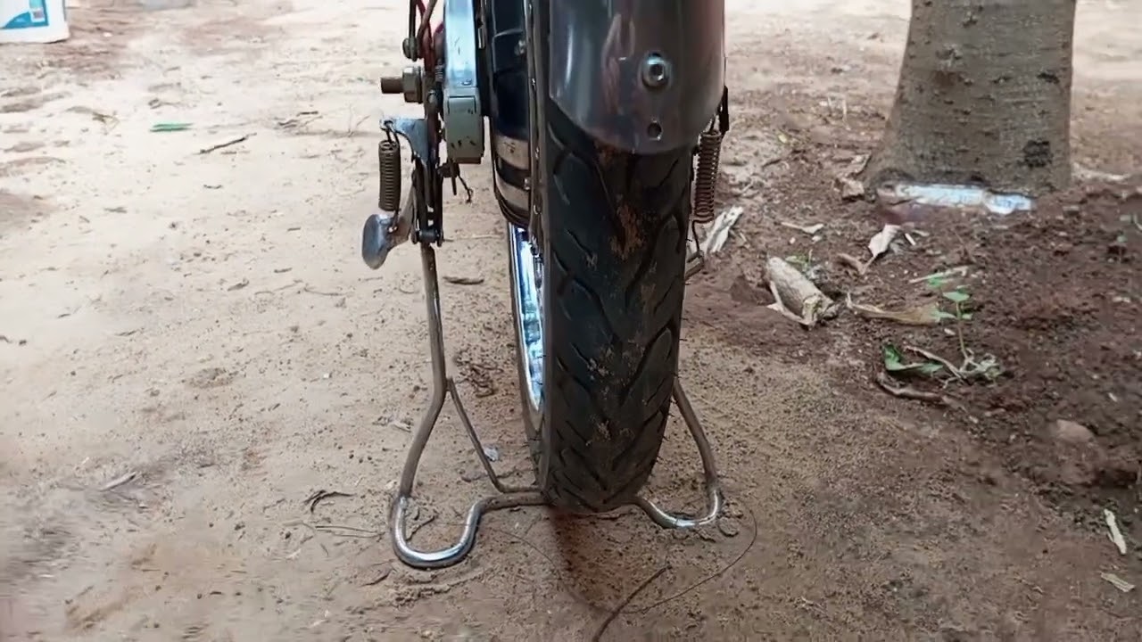 Pneu de moto em bike elétrica