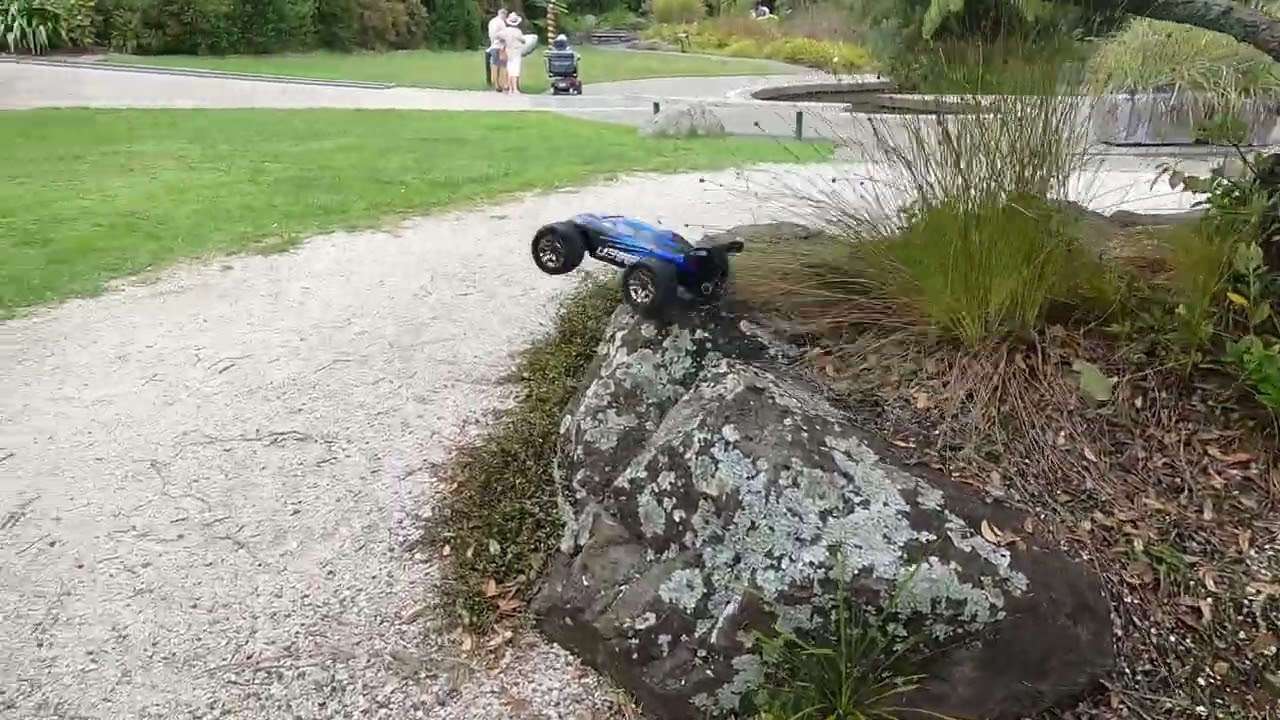 RC cars racing 