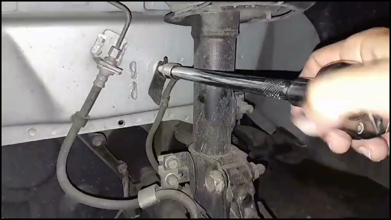 C0031: trocando o sensor de ABS da Fiat Freemont/ Dodge Journey.