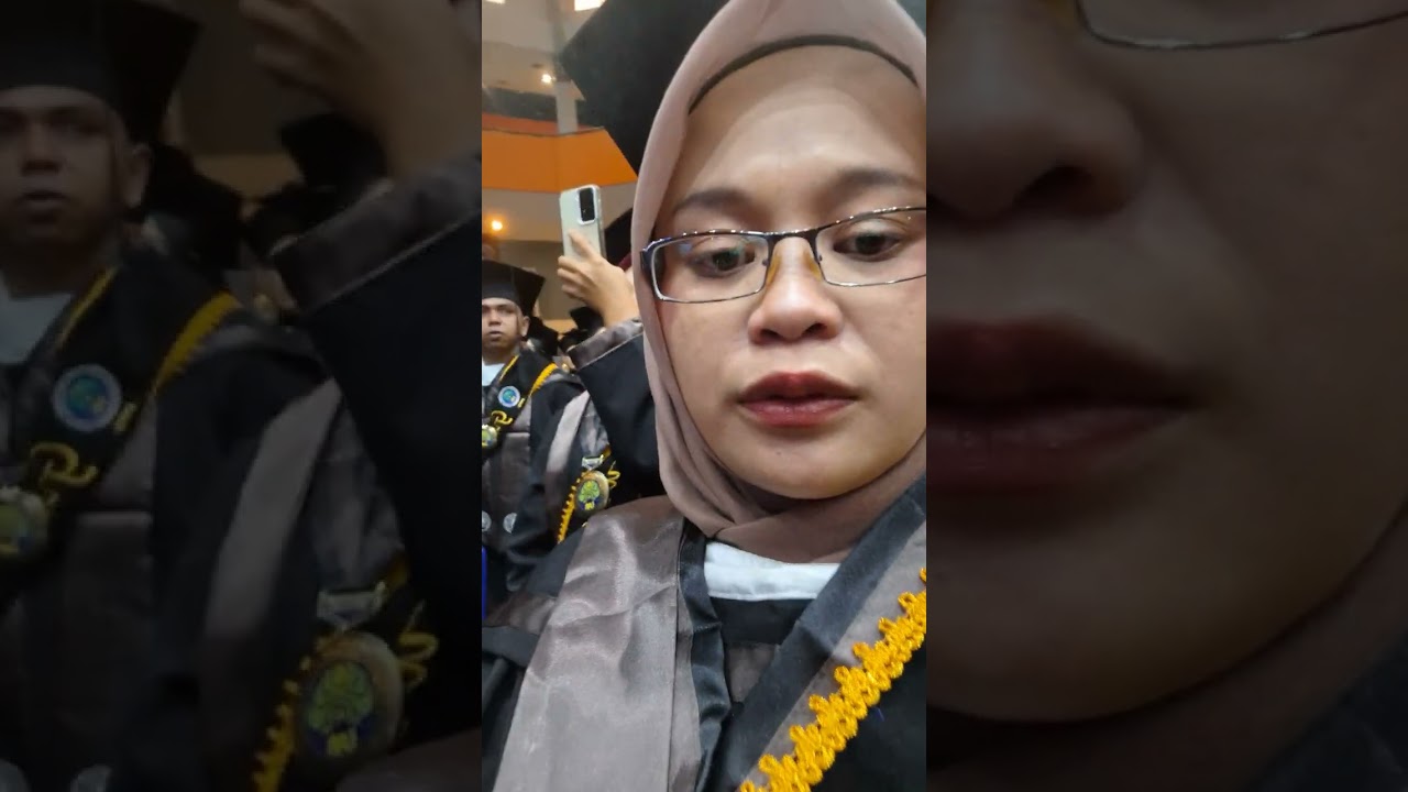 7 Des 25 Ikrar Guru Indonesia di wisuda UM di gedung Graha Cakrawala