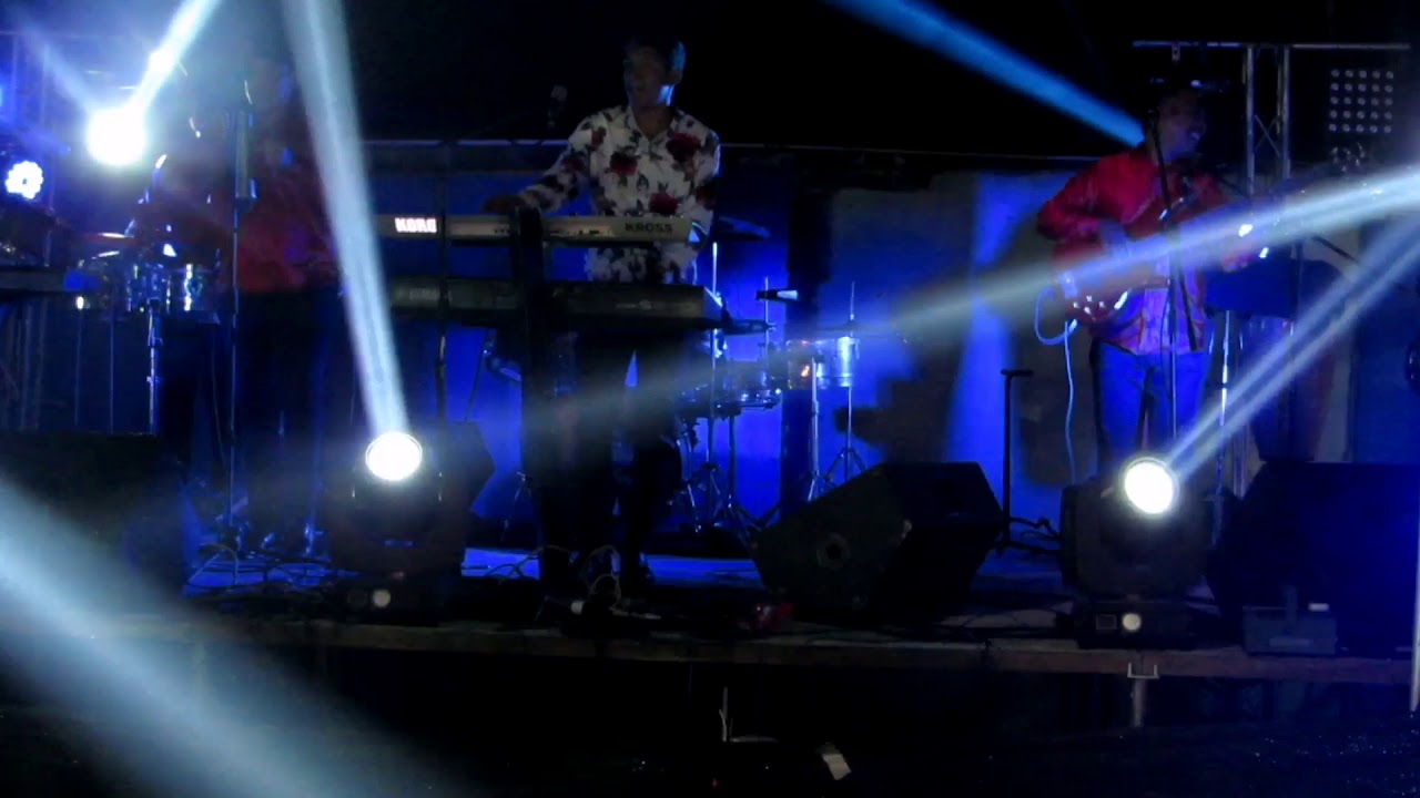 Juan José El camarón de los teclados en vivo en el atrancon Veracruz