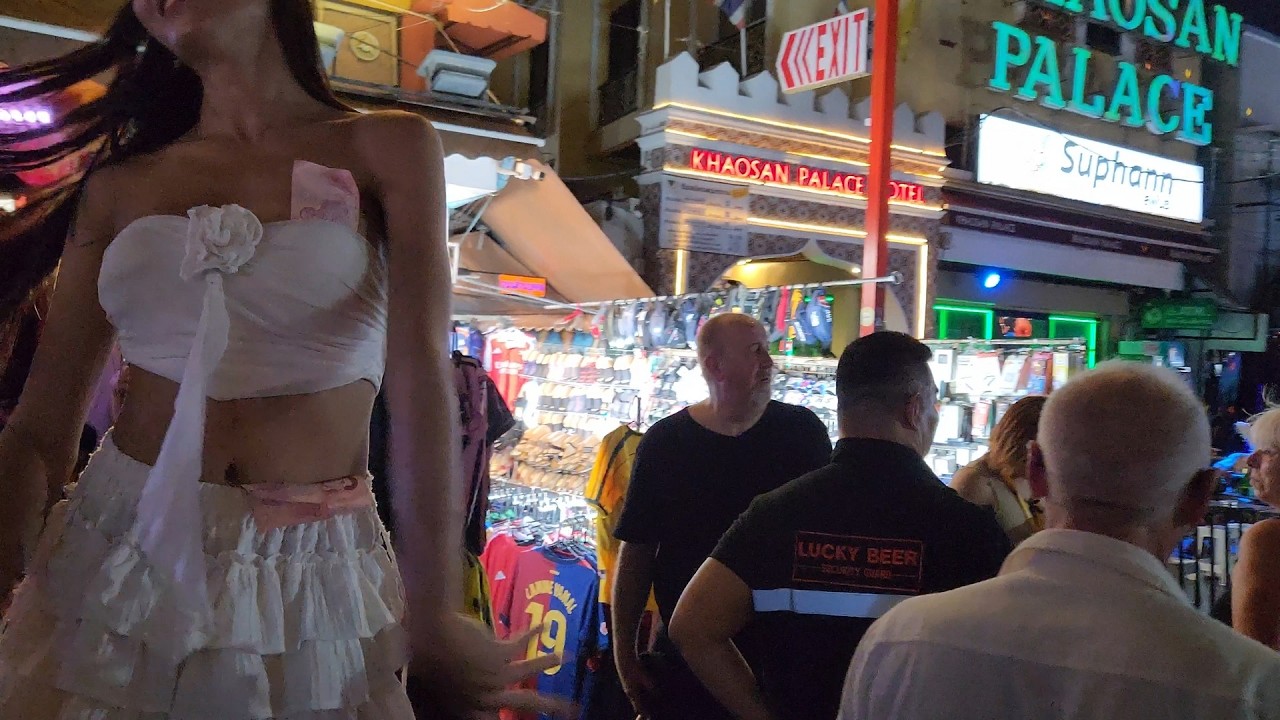 Thailand 2025, Bangkok, Khaosan Road, no comments
