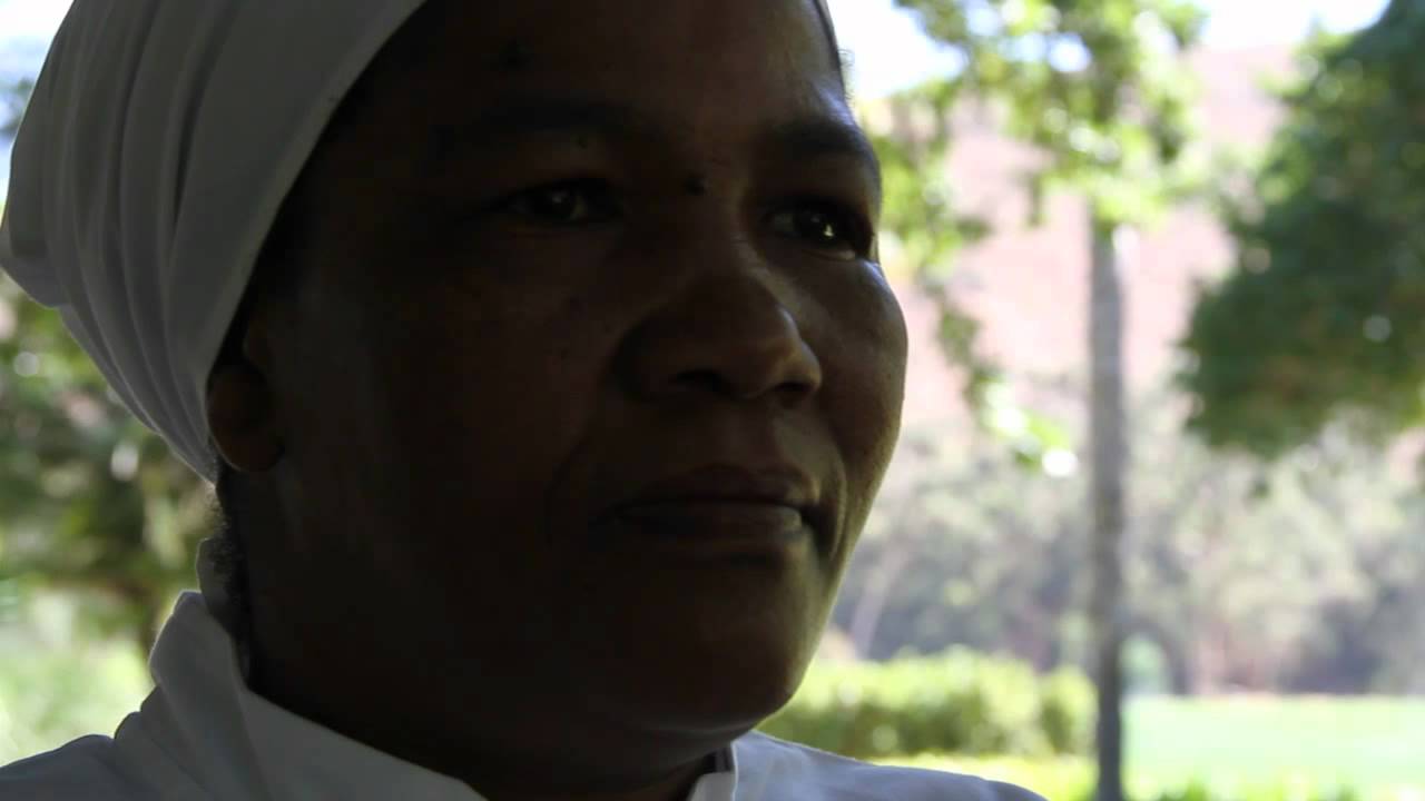 Ontmoet mev. Mosbolletjie