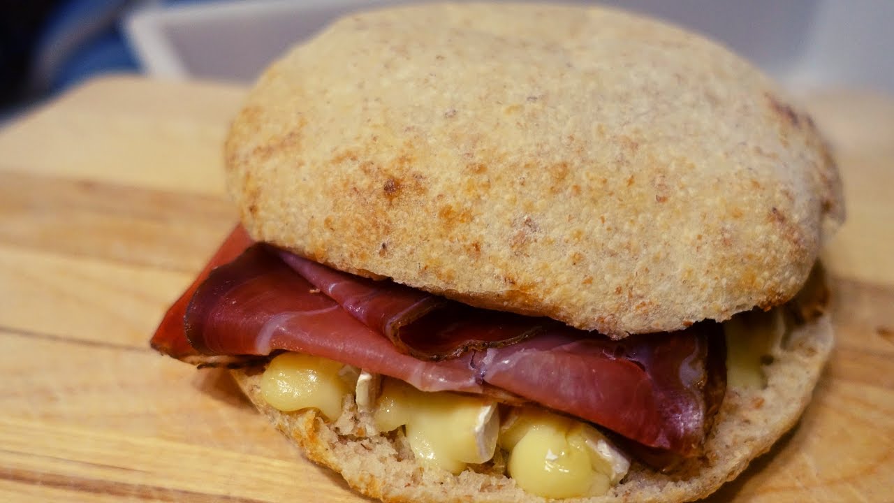 Sfiziosi PANINI DI PIZZA fatti in casa con impasto TIPO verace PIZZA NAPOLETANA integrale al 20%
