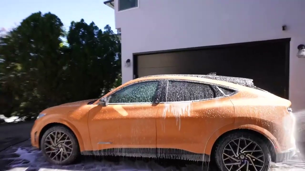 Chemical Guys CWS 110 Honeydew Snow Foam Car Wash Soap Review, Chemical Guys Snow Foam Is Easy On Pa