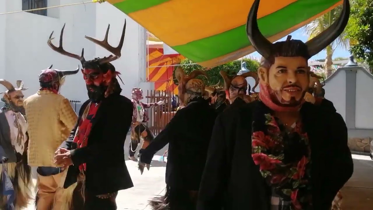 Diablos de la Mixteca 😈 en Santa María Xochixtlapilco.