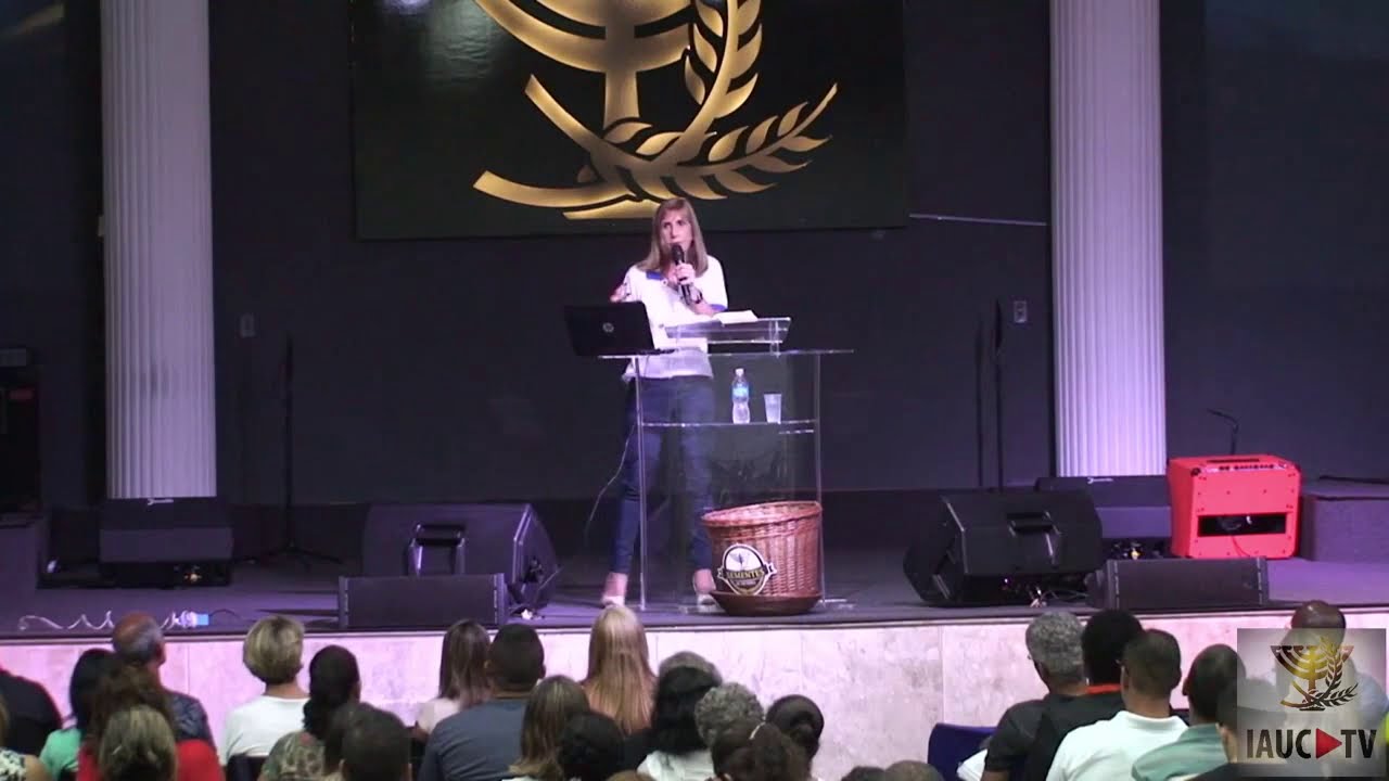 Workshop  Os nomes de Deus - Nayra Pedrini