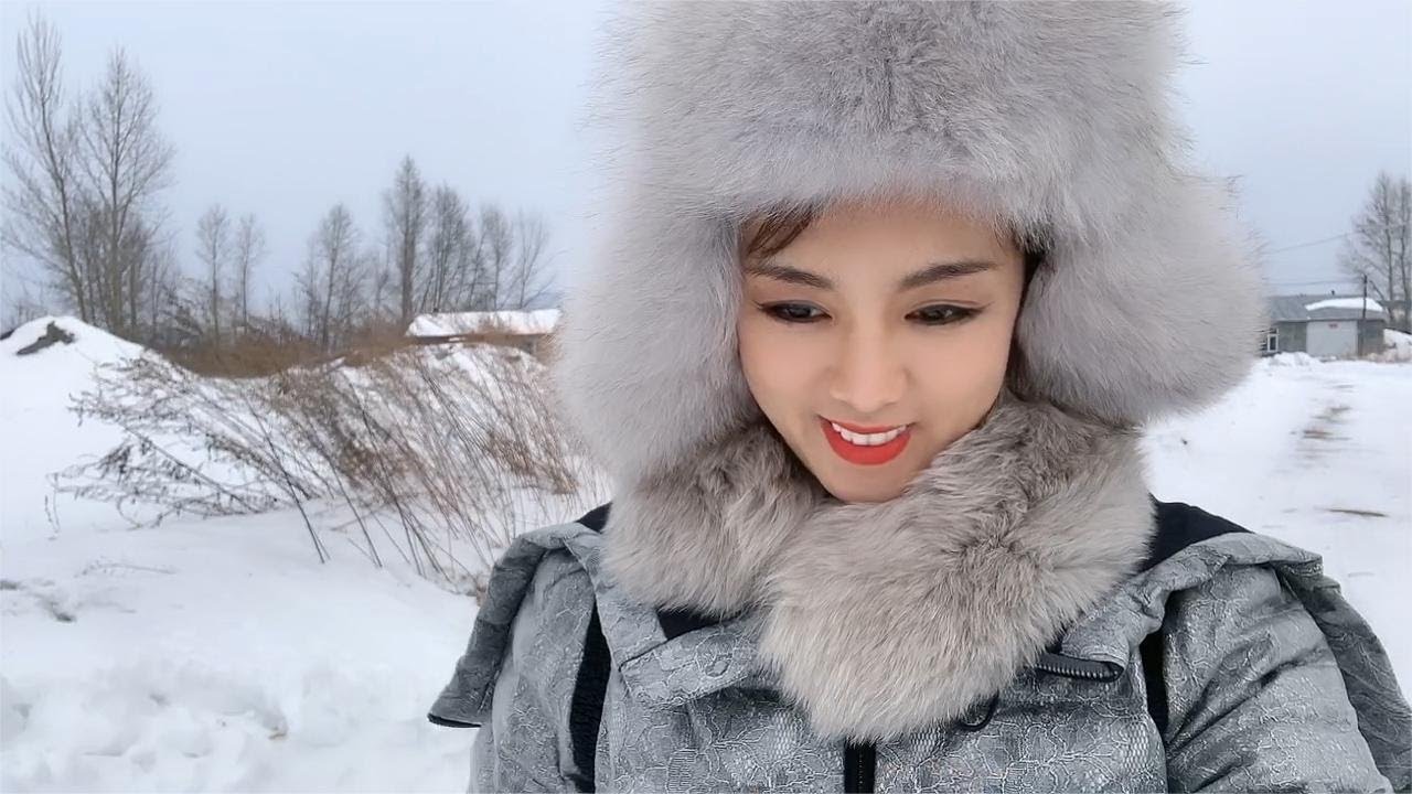 零下40度，雪地上尿尿会出现什么现象？立刻结冰？还是冻成棍？