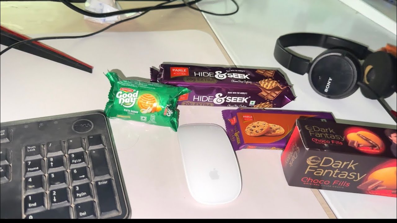 Day11/365 Aj krege dheer sare biscuits try daily blogs day 