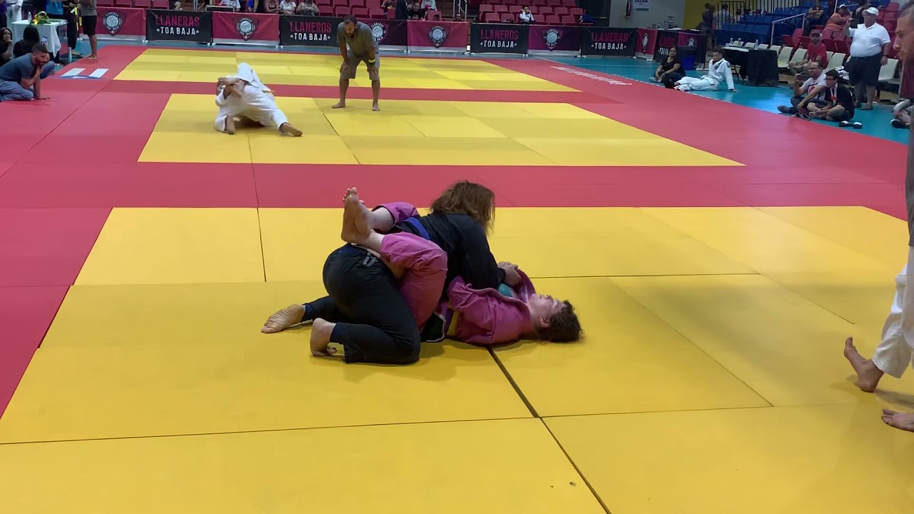 Women’s purple belt super heavy weight bjj match- Puerto Rico winter bjj challenge match #2
