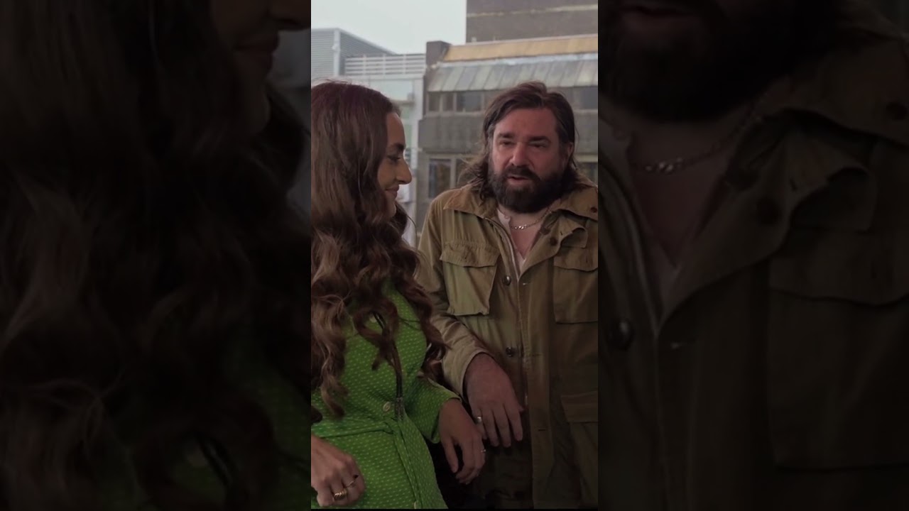 Matt Berry & Kitty Live on 'I Gotta A Limit'