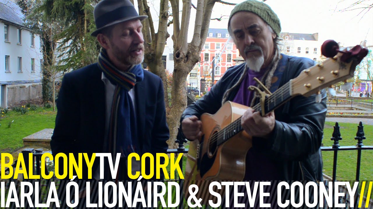 IARLA Ó LIONÁIRD & STEVE COONEY - TÁ DHÁ GHABHAIRÍN BHUÍ AGAM (THE GOAT SONG) (BalconyTV)
