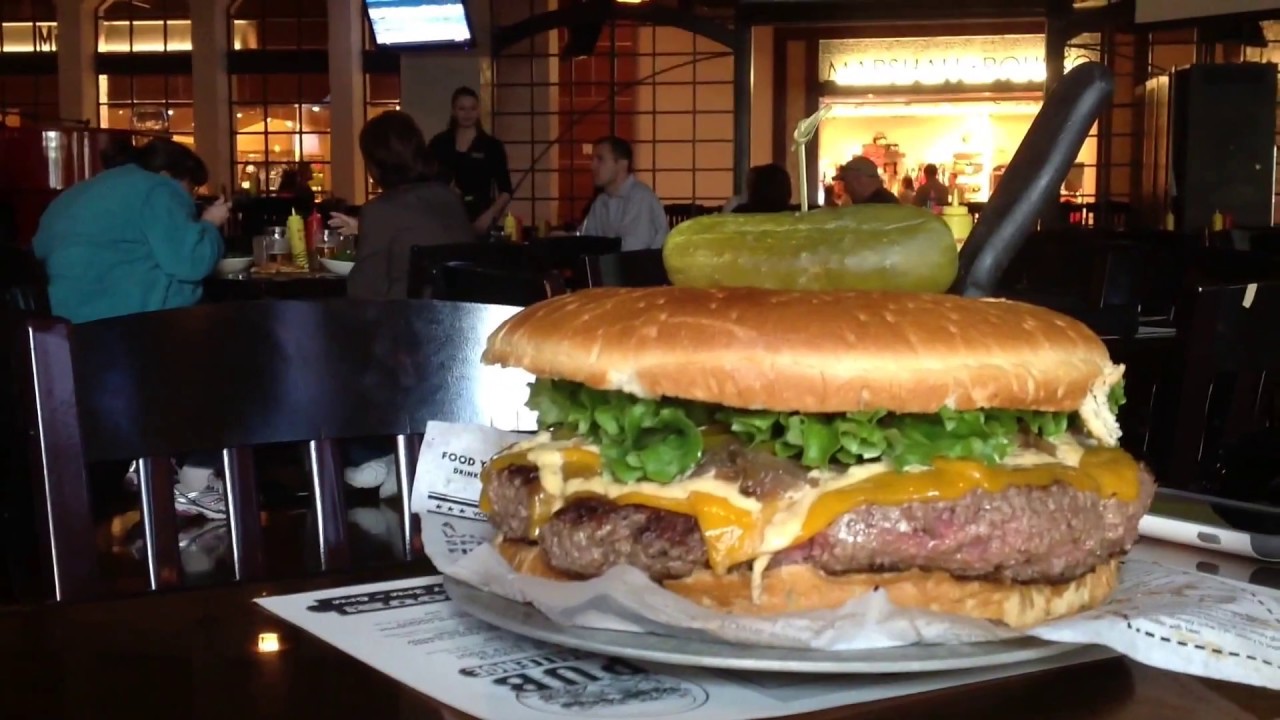 8 lb. Burger Challenge: Miki Sudo Sets New Record at The Pub, Monte Carlo Las Vegas