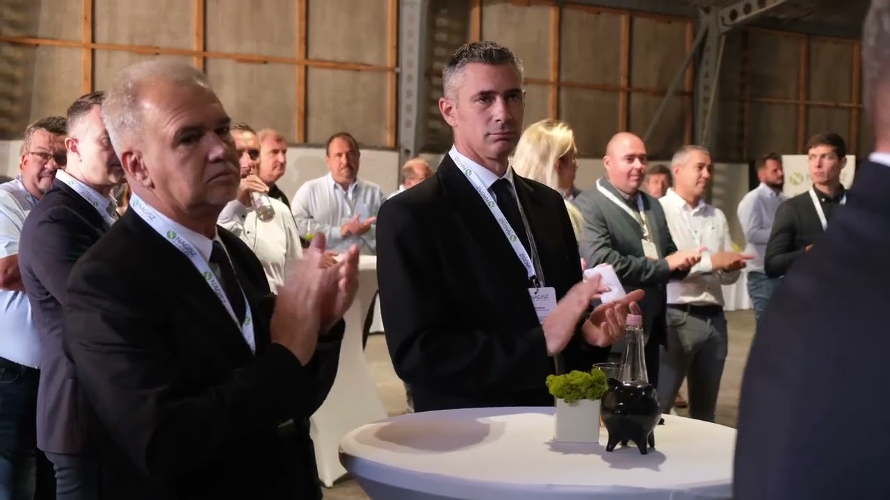 Európa legmodernebb sertéstelepének átadó ünnepsége Békéscsabán