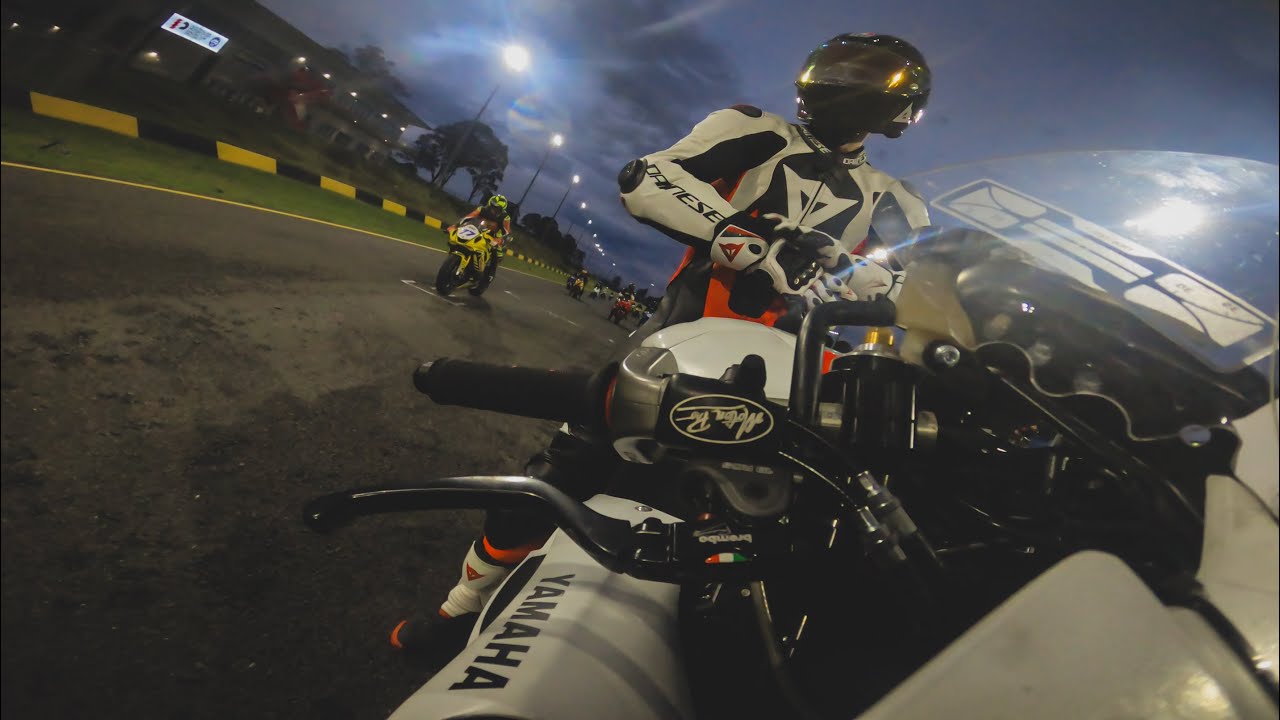 Finally Breaking Into The 1:30's! | STG SNS 600cc F1 & F2 Race 1 (CRASH)