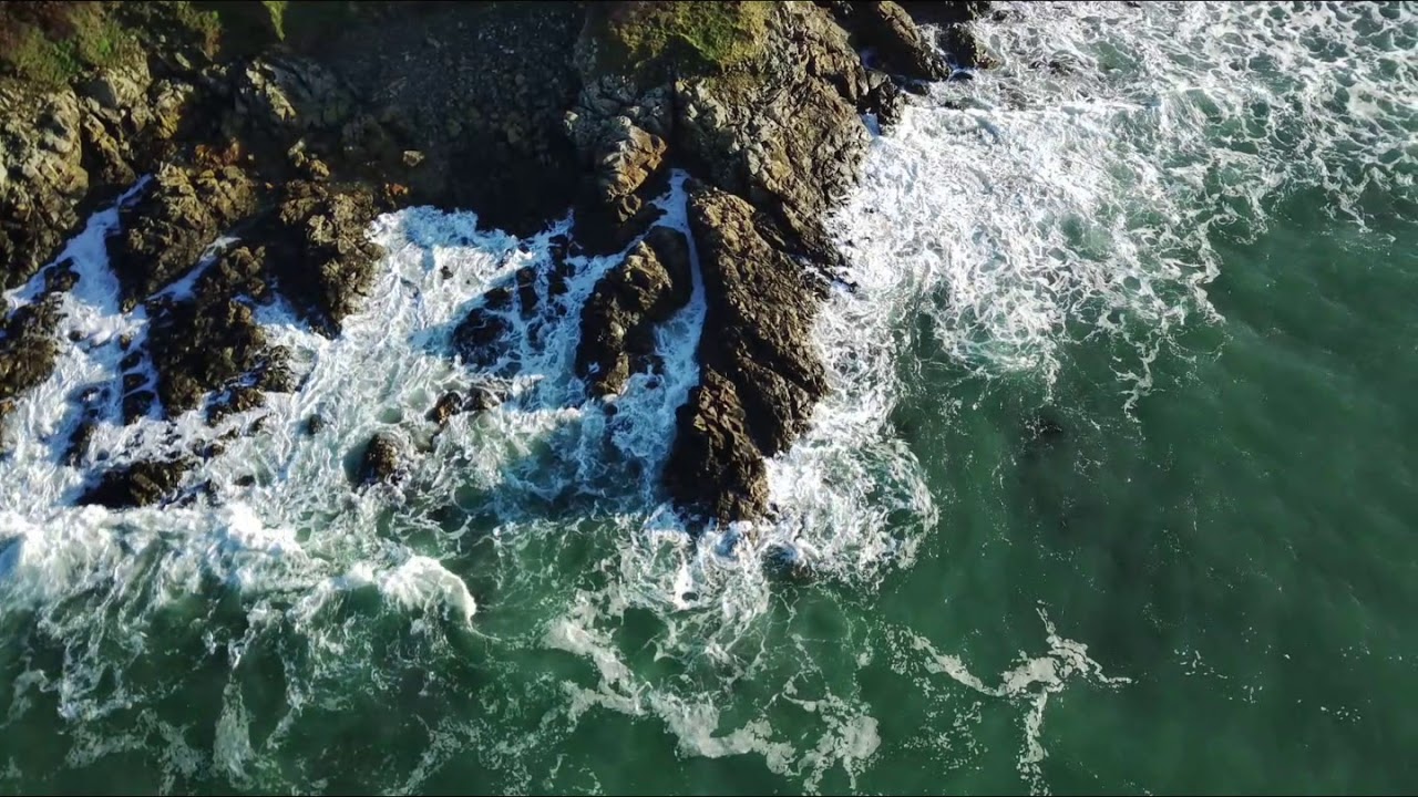 Un déferlement de jolies vague à st Jean du doigt
