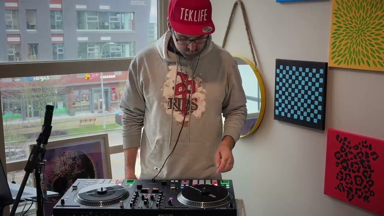 AltBraKz on Deck 004 - Weekly Mix