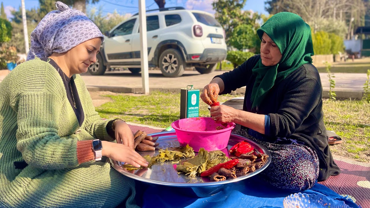 Tepsi Tepsi Kalem Sarması İftar Yemeği \ Gelin Kayınvalide Günlük Yaşam